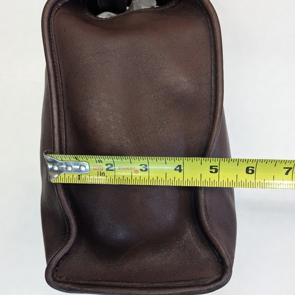 Vintage Coach Brown Leather Tote Bag - Picture 4 of 16